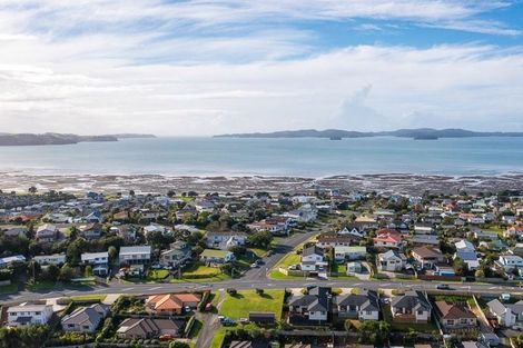 Photo of property in 11 Hewson Drive, Snells Beach, 0920