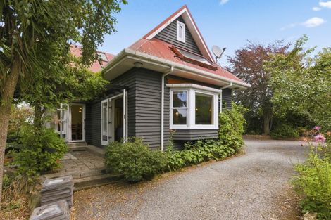 Photo of property in 3-5 Rewa Road, Raumati Beach, Paraparaumu, 5032