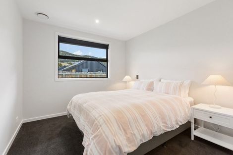Photo of property in 3 Pepperwood Green, Albert Town, Wanaka, 9305