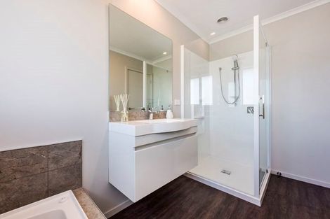 Photo of property in 124 Wairau Drive, Tikipunga, Whangarei, 0112