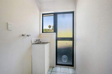 Photo of property in 38a Glenfern Road, Mellons Bay, Auckland, 2014