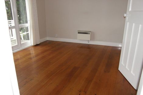 Photo of property in 24 Imperial Terrace, Melrose, Wellington, 6022