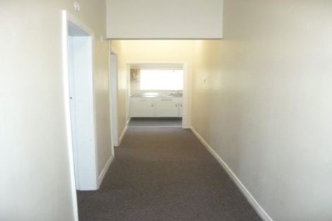 Photo of property in 4 Hawker Street, Mount Victoria, Wellington, 6011