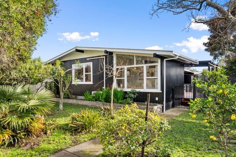 Photo of property in 13 Rata Street, Taradale, Napier, 4112