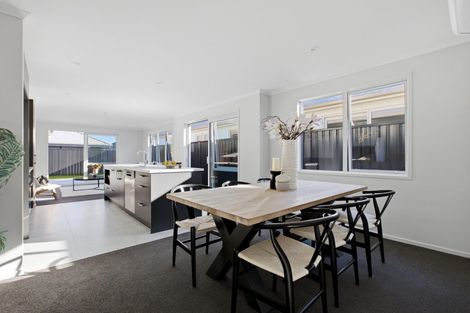 Photo of property in 6 Rockefeller Street, Papamoa, 3118