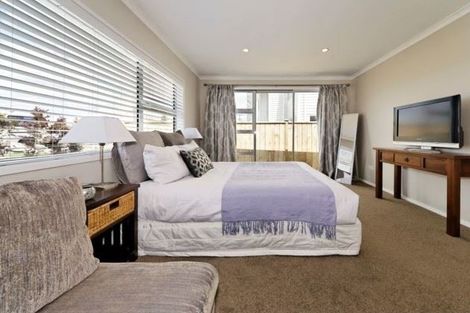 Photo of property in 2b Scott Road, Hobsonville, Auckland, 0618