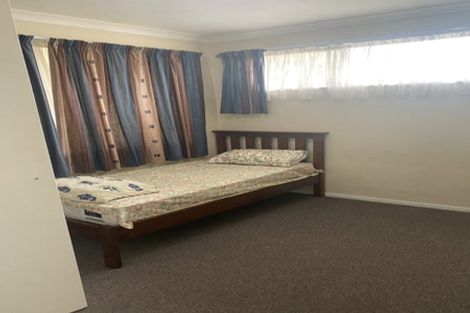 Photo of property in 50 Sycamore Drive, Sunnynook, Auckland, 0620