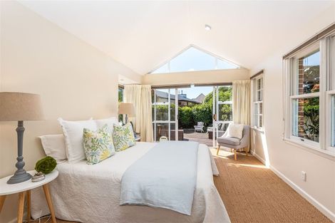 Photo of property in 37 Wai-iti Terrace, Burnside, Christchurch, 8052