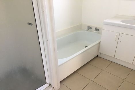 Photo of property in 15 Olena Avenue, Sunnyhills, Auckland, 2010