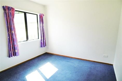 Photo of property in 10 Emery Grove, Bayview, Auckland, 0629