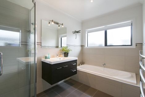 Photo of property in 28 Uretara Drive, Katikati, 3129