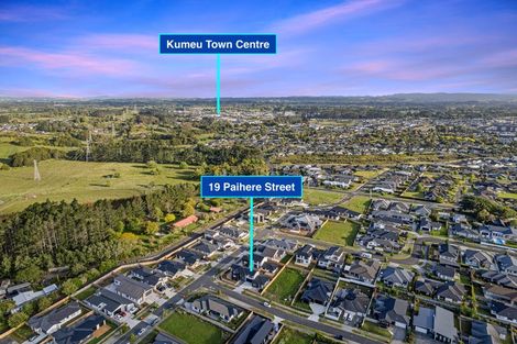 Photo of property in 19 Paihere Street, Huapai, Kumeu, 0810