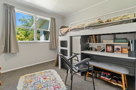 Photo of property in 5 Yule Grove, Greytown, 5712