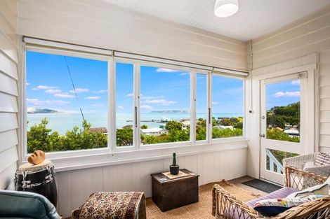 Photo of property in 162 Motuhara Road, Plimmerton, Porirua, 5026