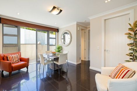 Photo of property in 5 Lake Domain Drive, Frankton, Hamilton, 3204