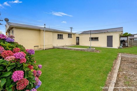 Photo of property in 64 Charlton Road, Gore, 9710