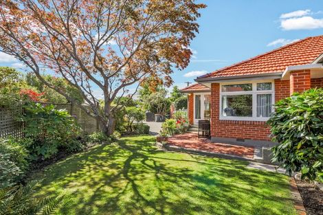 Photo of property in 71 Hamilton Avenue, Ilam, Christchurch, 8041