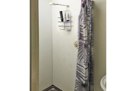 Photo of property in 113b Wynyard Crescent, Fernhill, Queenstown, 9300