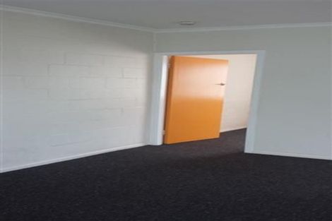 Photo of property in 5 Ranelagh Terrace, Karori, Wellington, 6012