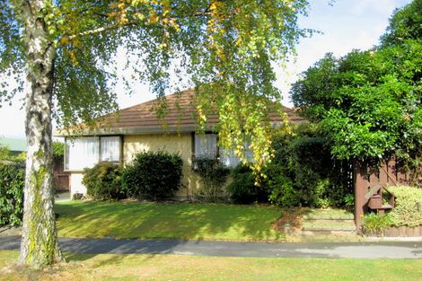 Photo of property in 15 Tyndale Place, Ilam, Christchurch, 8041