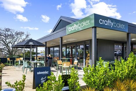 Photo of property in 460 West Coast Road, Glen Eden, Auckland, 0602