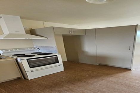 Photo of property in 16/242 Great North Road, Henderson, Auckland, 0612