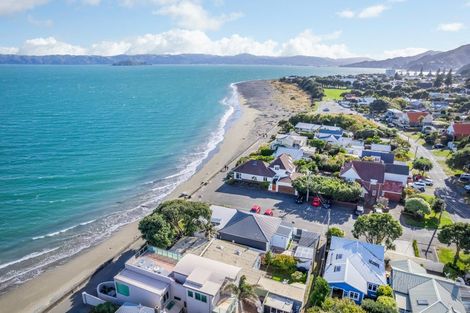 Photo of property in 27 Hinau Street, Eastbourne, Lower Hutt, 5013