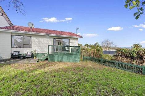 Photo of property in 4/448 Glenfield Road, Glenfield, Auckland, 0629