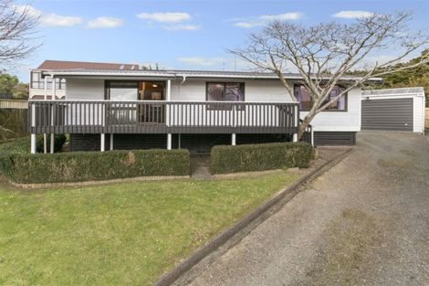 Photo of property in 13 Banyan Drive, Totara Heights, Auckland, 2105