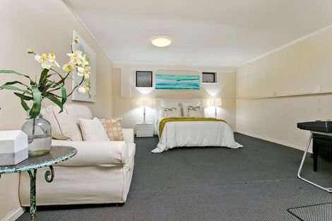 Photo of property in 223 Glamorgan Drive, Torbay, Auckland, 0630