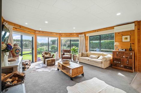 Photo of property in 295 Turuturu Road, Hawera, 4674