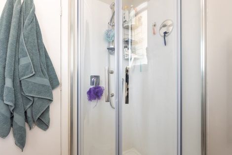 Photo of property in 119 Riversdale Drive, Merrilands, New Plymouth, 4312