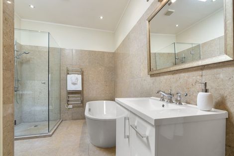 Photo of property in 31 Rahiri Road, Mount Eden, Auckland, 1024