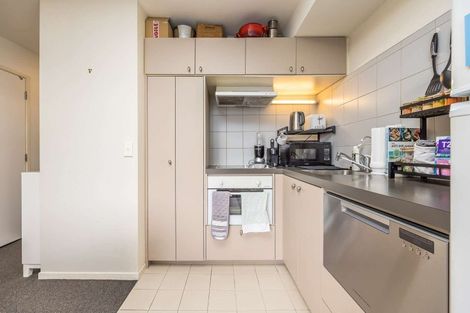 Photo of property in 3 Keystone Avenue, Mount Roskill, Auckland, 1041