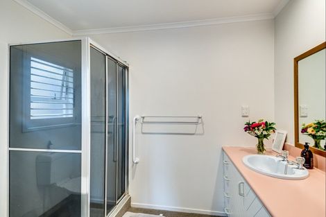 Photo of property in 15 Kopanga Road, Havelock North, 4130