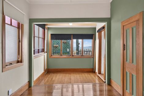 Photo of property in 42 Cameron Road, Bluff Hill, Napier, 4110