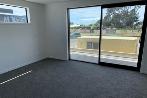 Photo of property in 8b Percy Road, Papamoa Beach, Papamoa, 3118