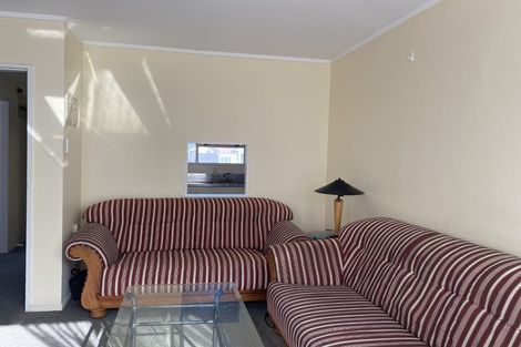 Photo of property in 5 Hawker Street, Mount Victoria, Wellington, 6011