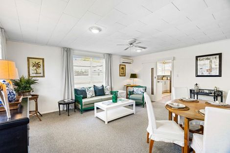 Photo of property in 36c Lucknow Road, Havelock North, 4130