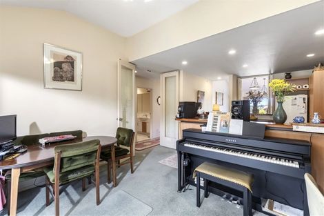 Photo of property in 8/8 Tobago Place, Sunnynook, Auckland, 0620