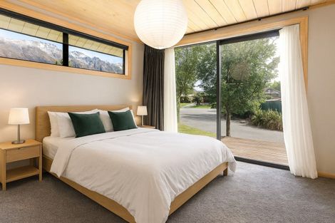 Photo of property in 13 Scheelite Avenue, Glenorchy, 9372