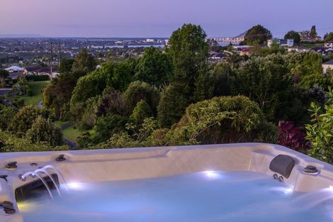 Photo of property in 29 Roger Guy Place, Welcome Bay, Tauranga, 3175