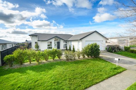Photo of property in 175 Pacific Drive, Fitzherbert, Palmerston North, 4410