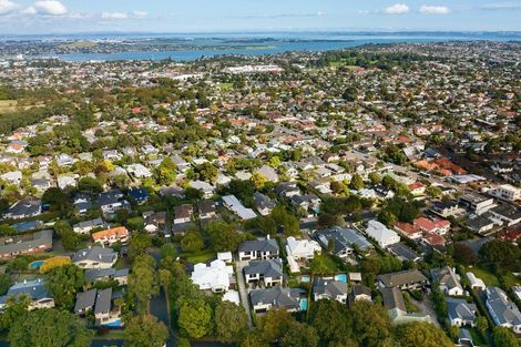 Photo of property in 15b Golf Road, Epsom, Auckland, 1023