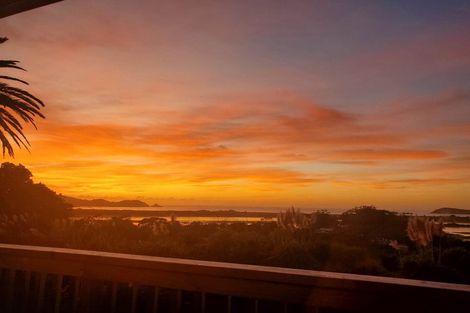 Photo of property in 21 Kakariki Road, Ngunguru, Whangarei, 0173