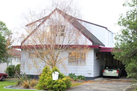 Photo of property in 5 Judkins Crescent, Cockle Bay, Auckland, 2014