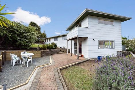 Photo of property in 10 Datura Place, Sunnynook, Auckland, 0620