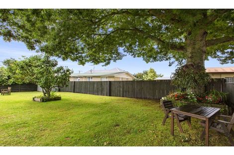 Photo of property in 30 Pulham Crescent, Queenwood, Hamilton, 3210