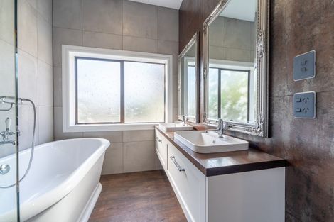 Photo of property in Warburton House, 31 Fairlie-tekapo Road, Fairlie, 7925