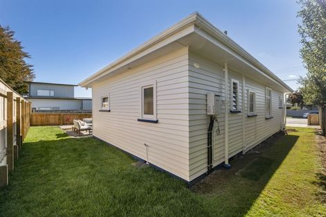 Photo of property in 164 Mangorei Road, Merrilands, New Plymouth, 4312